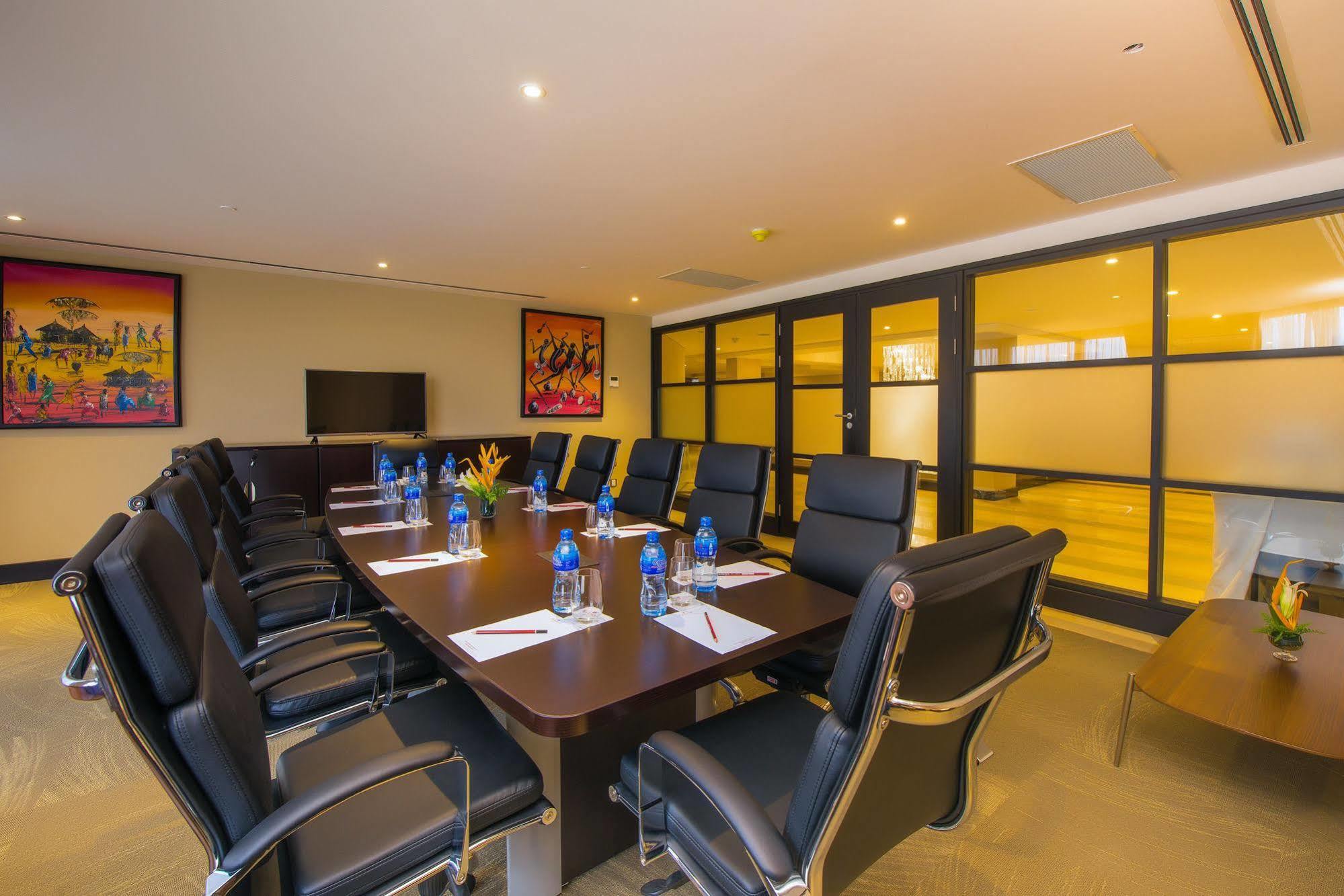 Ramada Resort By Wyndham Dar Es Salaam Eksteriør billede