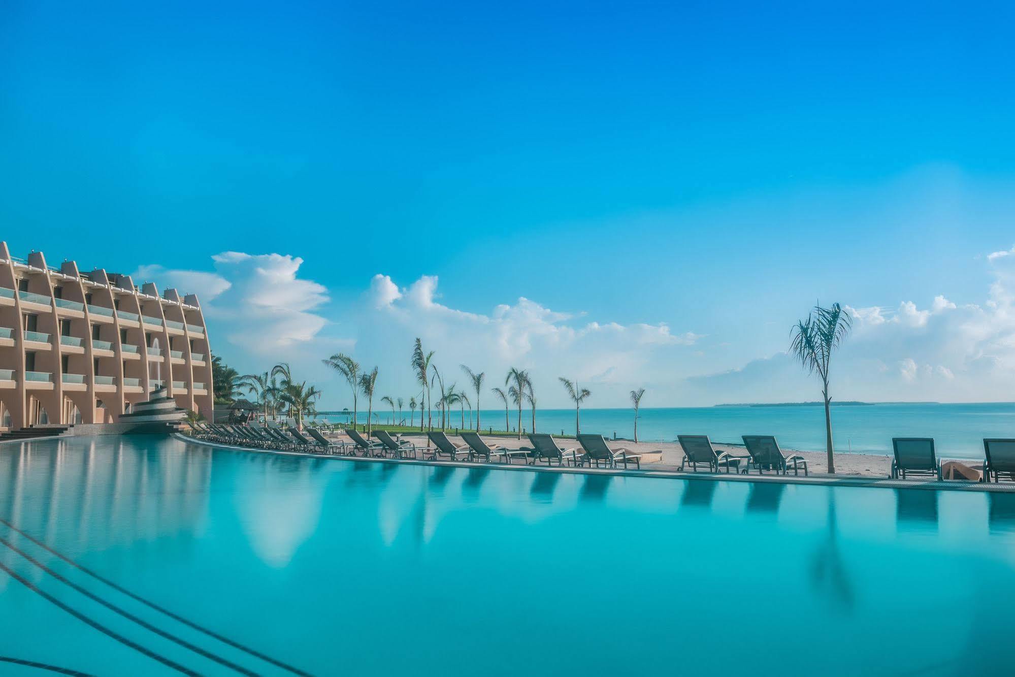 Ramada Resort By Wyndham Dar Es Salaam Eksteriør billede